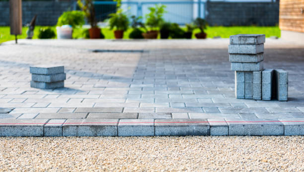 Why Choose Us For All Your Driveway Paving Needs in Des Moines, IA?