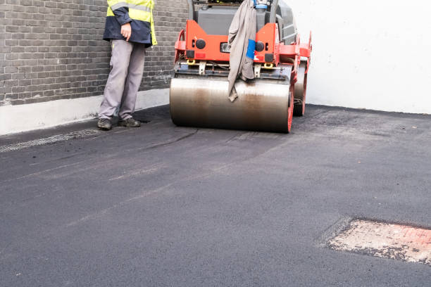 Best Recycled Asphalt Driveway Installation  in Des Moines, IA